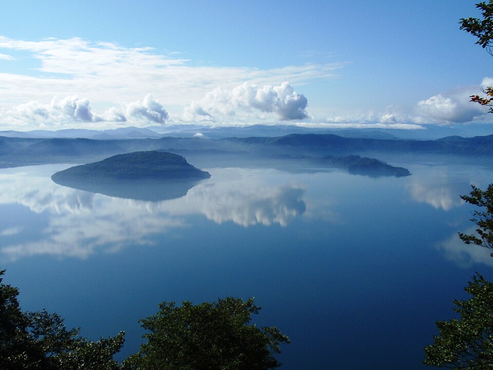 ทะเลสาบโทวาดะ — Lake Towada