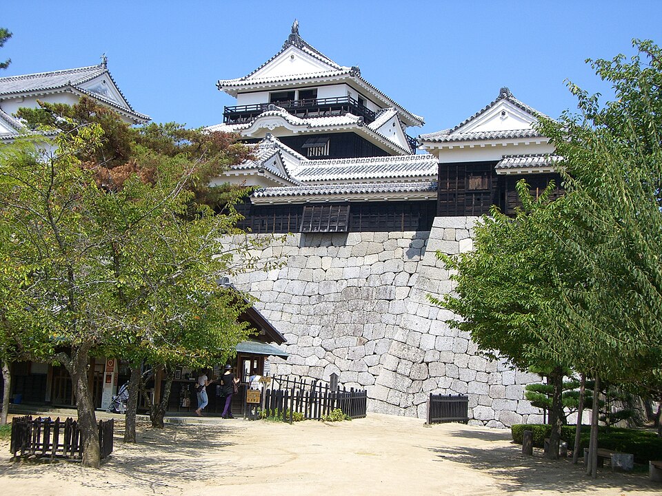 ปราสาทมัตสึยามะ — Matsuyama Castle (Iyo)