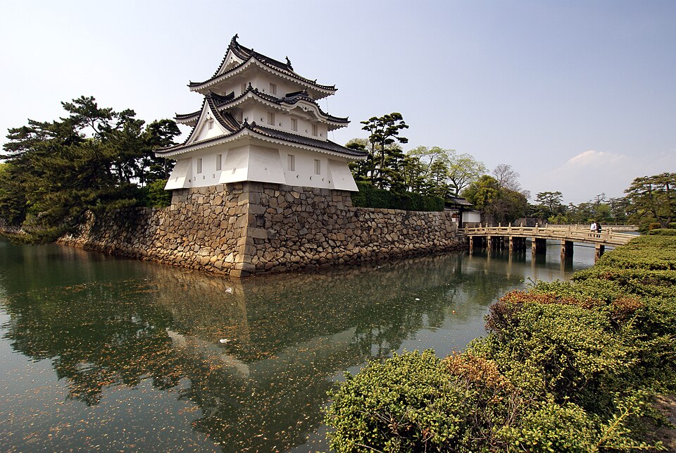 ทาคามัตสึ — Takamatsu Castle (Sanuki)