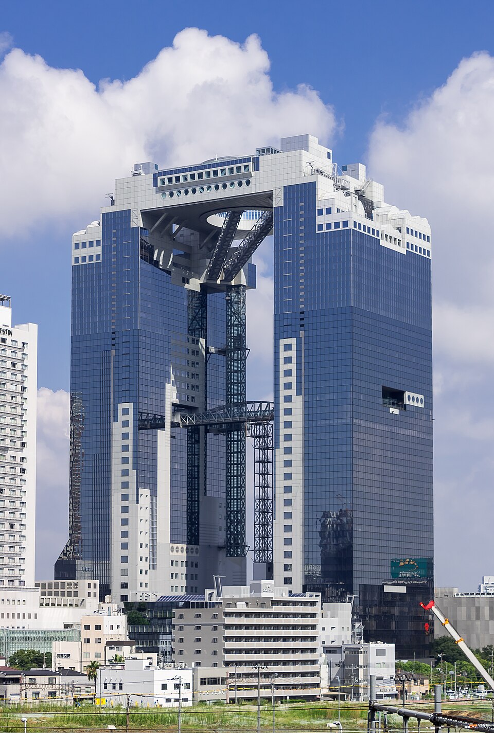 อุเมดะ — Umeda Sky Building