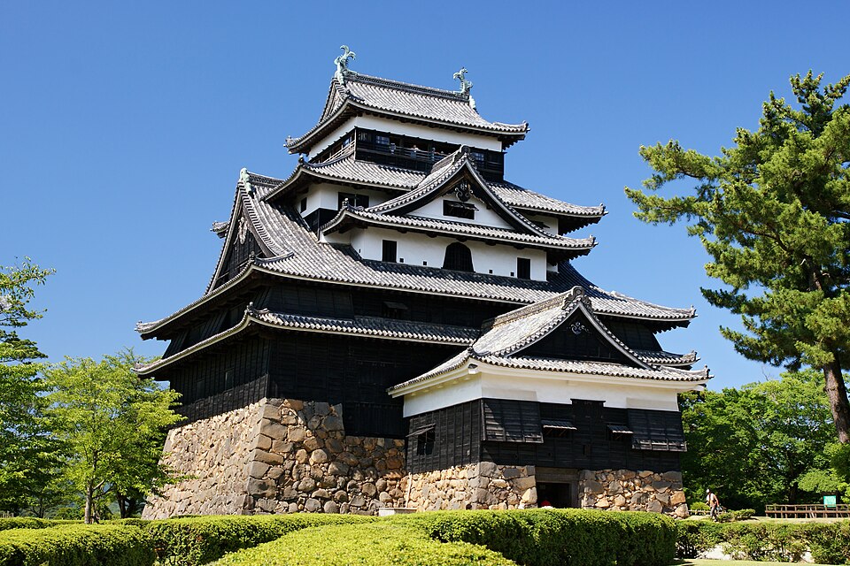 ปราสาทมัตสึเอะ — Matsue Castle