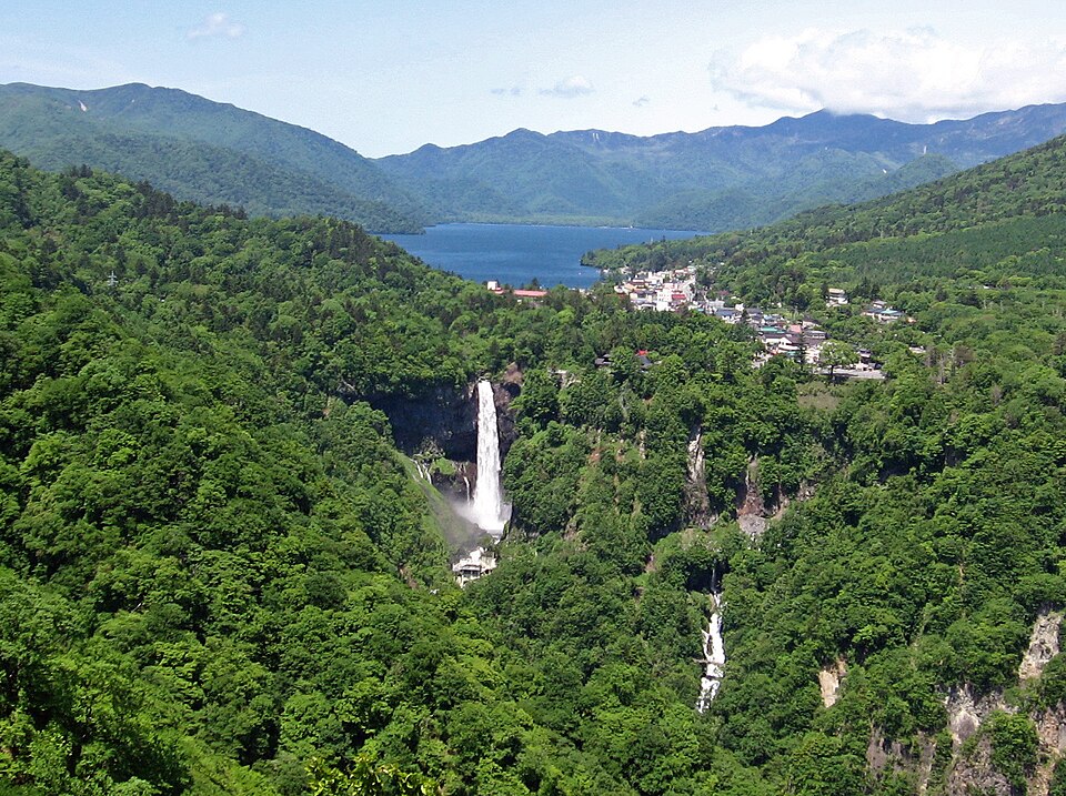 น้ำตกเคงอน — Kegon Falls